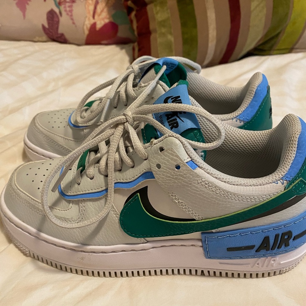 Rare Nike AF1. Super cool color combo. Excellent condition